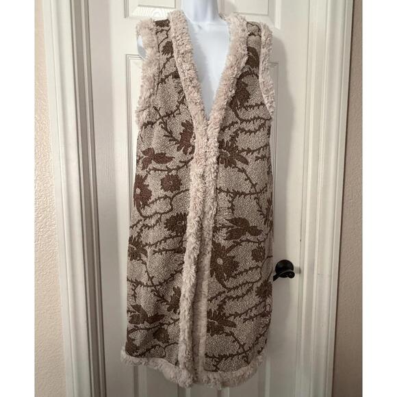 NWOT Free People Cozy Long Faux Fur/Floral Gilet Brocade Reversible Vest, size M - Picture 7 of 9